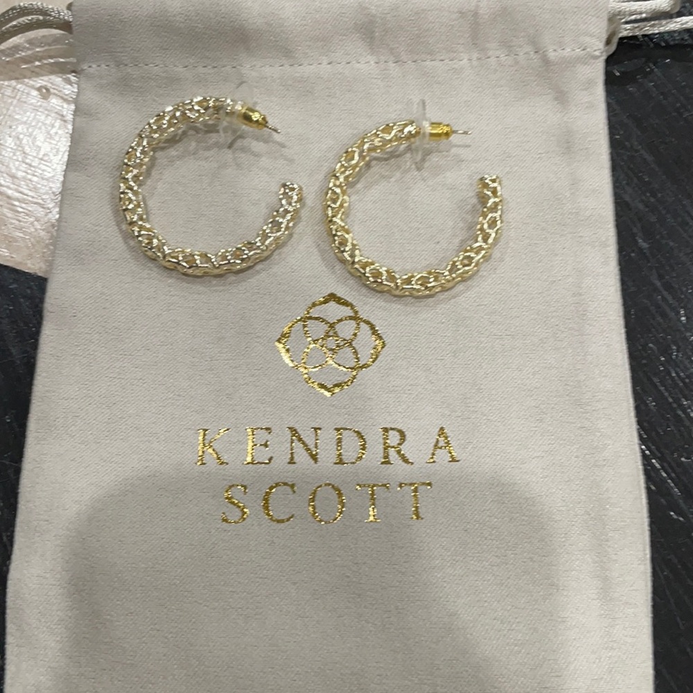 Gold Kendra Scott hoops